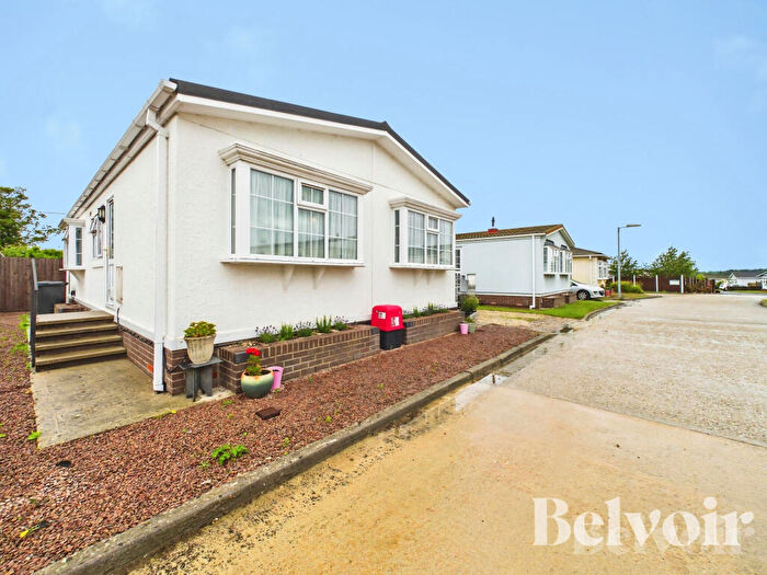 2 Bedroom Park Home For Sale In Redhill Lane, Watton, IP25