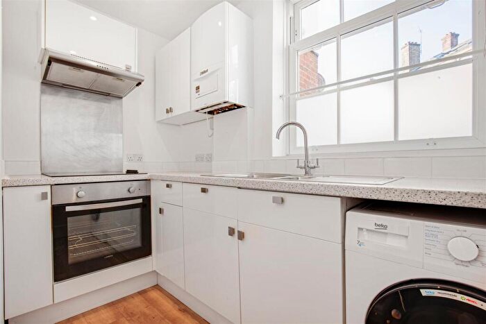 1 Bedroom Flat To Rent In Sheen Lane, East Sheen, SW14