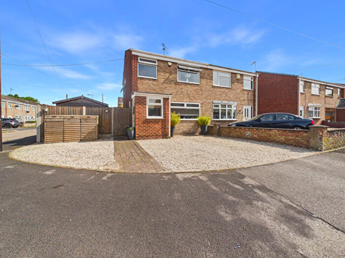 3 Bedroom Semi-Detached House For Sale In Lagoon Drive, Sutton-on-Hull, Hull, HU7
