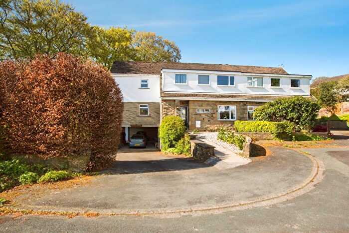 5 Bedroom Semi-Detached House For Sale In Breck Lea, Sowerby Bridge, HX6