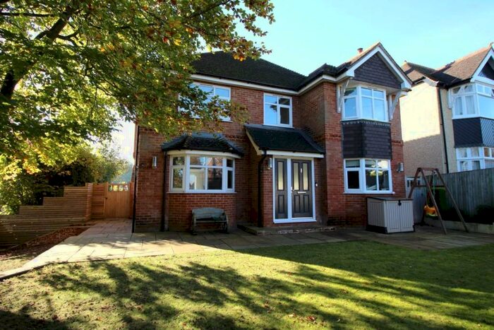 4 Bedroom Detached House To Rent In Carlisle Road, Tilehurst, Reading, RG31