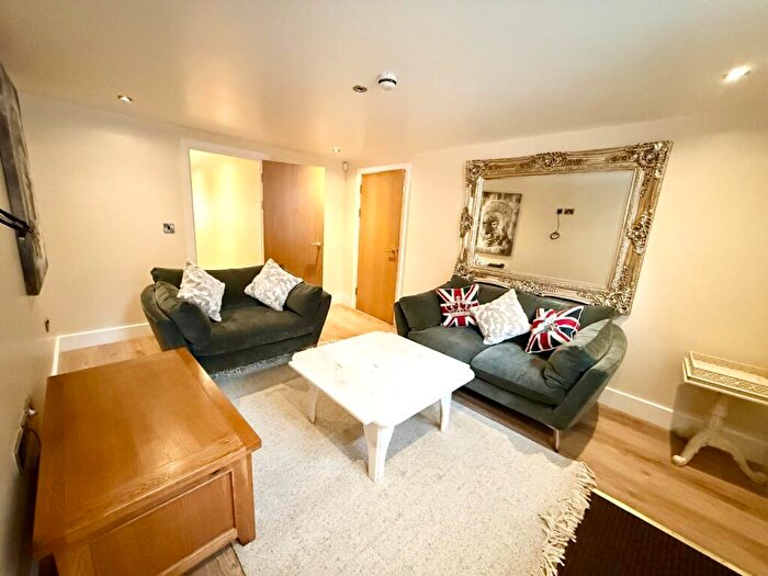 2 Bedroom Flat To Rent In Oxford Street, Nottingham, NG1