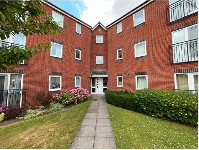 2 Bedroom Flat To Rent In Moorhouse Close, Wellington, Telford, TF1