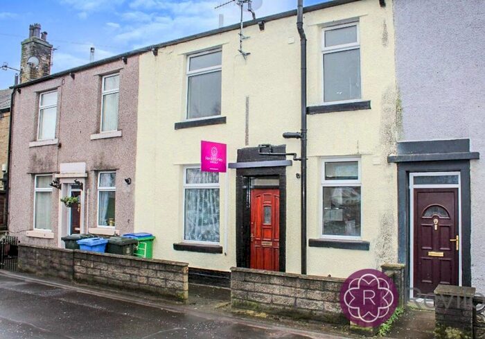 2 Bedroom Terraced House To Rent In Featherstall Road, Littleborough, OL15