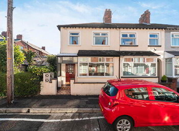 3 Bedroom End Of Terrace House For Sale In Clarendon Avenue, Belfast, BT5