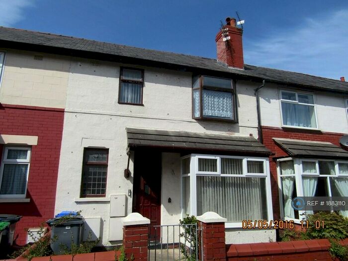1 Bedroom Flat To Rent In First Floor, Blackpool, FY4