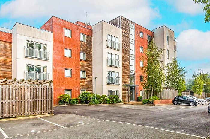 2 Bedroom Apartment To Rent In Palatine Road, Northenden, Manchester, M22