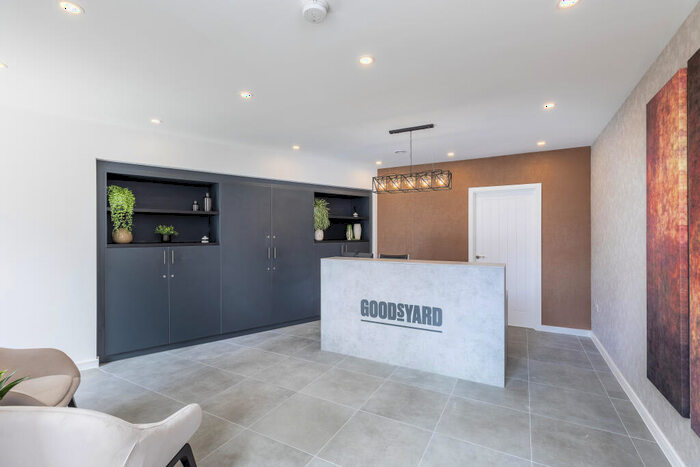 2 Bedroom Apartment For Sale In Station Road, Bishop's Stortford, CM23