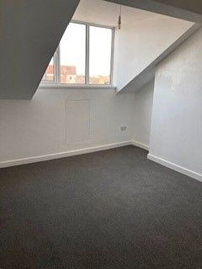 2 Bedroom Flat To Rent In A High Street, Maltby, Rotherham, S66