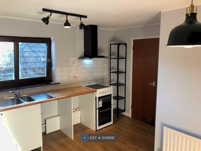 1 Bedroom Flat To Rent In High Street, Ilfracombe, EX34