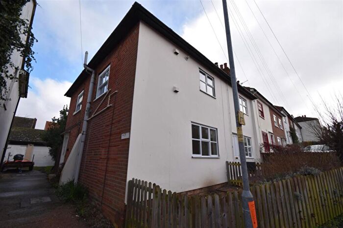 2 Bedroom House To Rent In Oxford Road, Manningtree, CO11