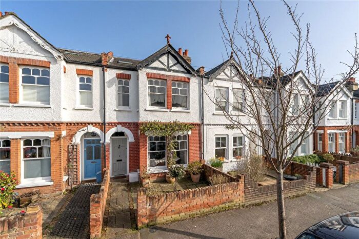 4 Bedroom Terraced House For Sale In Blackmores Grove, Teddington, TW11