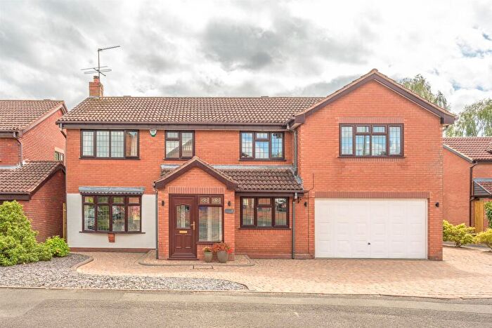 5 Bedroom Detached House For Sale In Ostler Close, Wall Heath, DY6