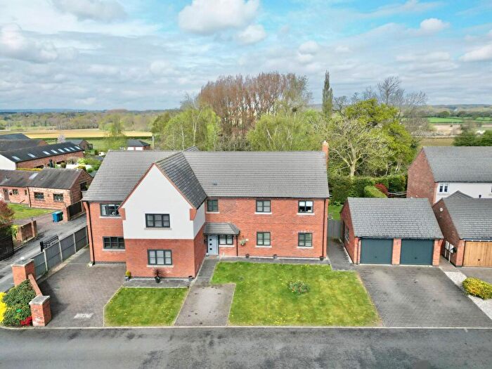 5 Bedroom Detached House For Sale In Lakesedge, Stone, ST15