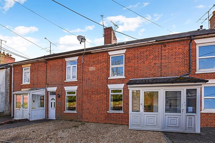 3 Bedroom Terraced House For Sale In Oakland Road, Whitchurch, RG28