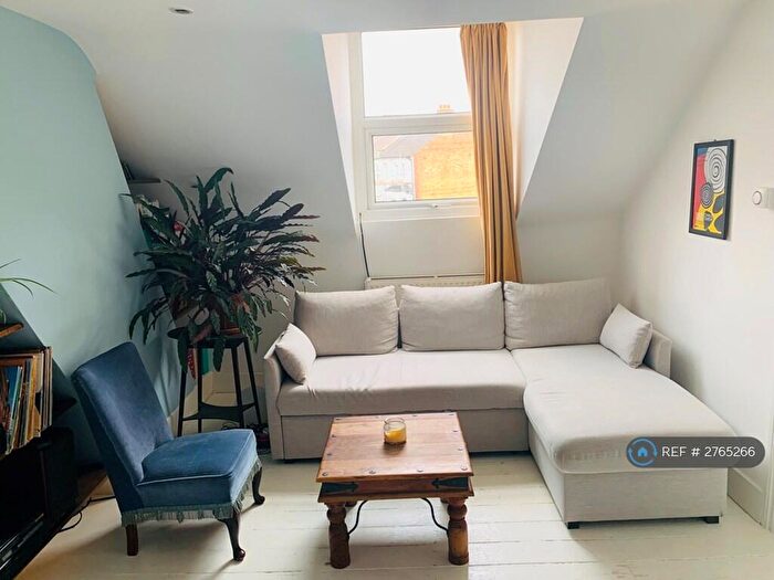 1 Bedroom Flat To Rent In Venner Road, London, SE26