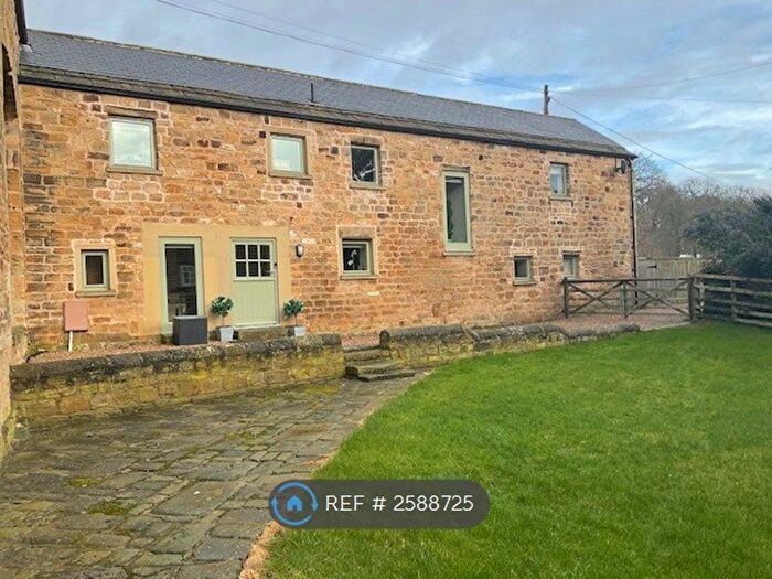 3 Bedroom Semi-Detached House To Rent In Hooton Common Farm, Rotherham, S65