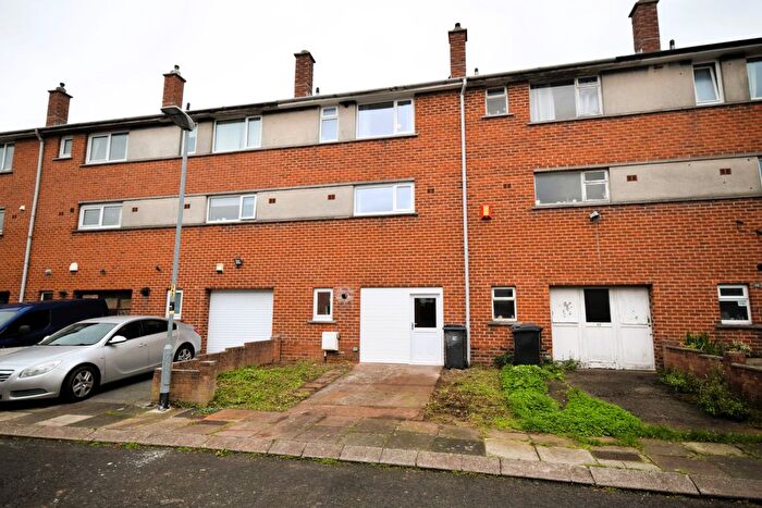3 Bedroom Town House To Rent In Red Bank Square, Carlisle, CA2