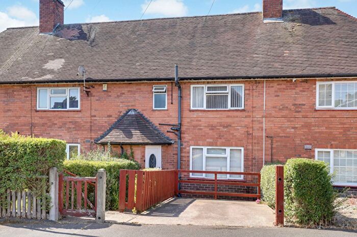 3 Bedroom Terraced House For Sale In Longmead Drive, Nottingham, NG5