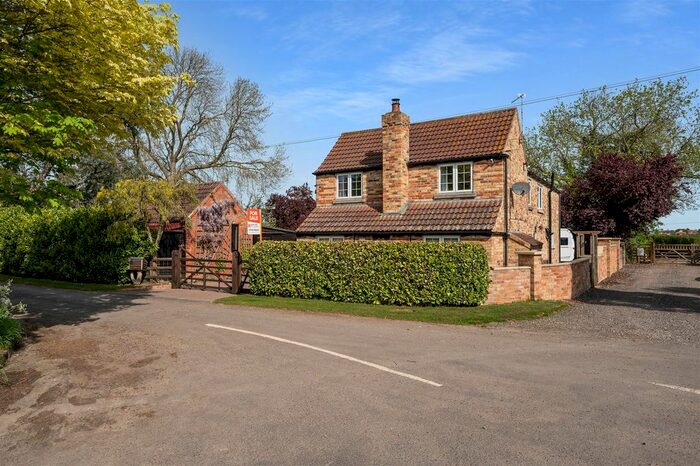 3 Bedroom Detached House For Sale In Firsby, Spilsby, PE23