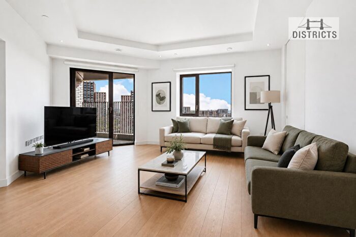 3 Bedroom Apartment To Rent In City Island, Botanic Square, E14