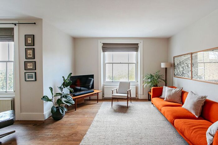 2 Bedroom Flat For Sale In Hamilton Park, London, N5