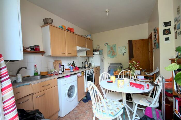 1 Bedroom Flat To Rent In Hoe Street, London, E17