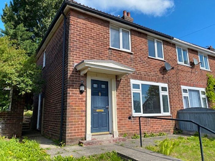 2 Bedroom End Of Terrace House For Sale In Gargrave Avenue, Bolton, BL1