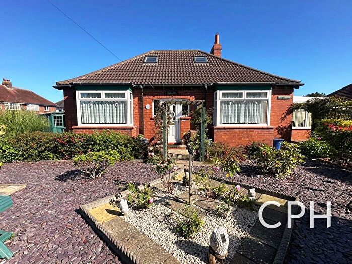4 Bedroom Detached Bungalow For Sale In Burniston Road, Scarborough, YO12