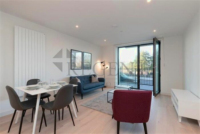 1 Bedroom Flat To Rent In John Cabot House, Royal Docks, E16