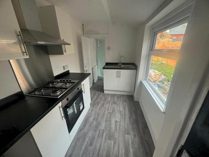 2 Bedroom Cottage To Rent In Wilfred Street, Sunderland, SR4