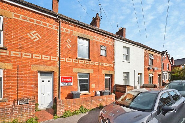 4 Bedroom Terraced House For Sale In Grass Royal, Yeovil, BA21
