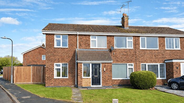 4 Bedroom Semi Detached House For Sale In Cottesmore Road, Stamford, PE9