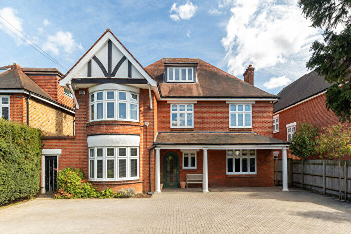 5 Bedroom Detached House For Sale In Ember Lane, East Molesey, KT8