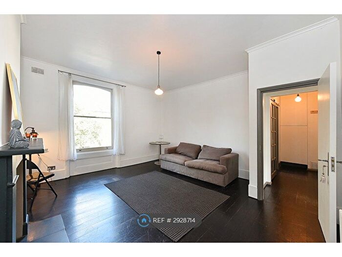1 Bedroom Flat To Rent In Amhurst Road, London, E8