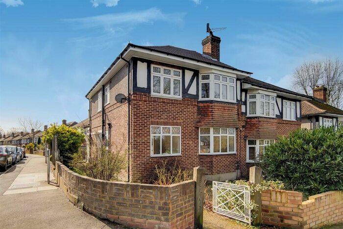 2 Bedroom Maisonette To Rent In Glassmill Lane, Shortlands, Bromley, BR2