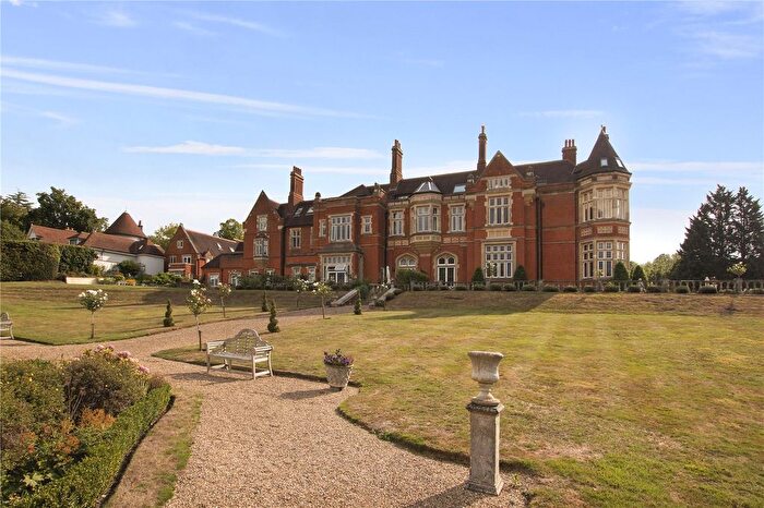 4 Bedroom Flat To Rent In Dene Park, Shipbourne Road, Tonbridge, Kent, TN11
