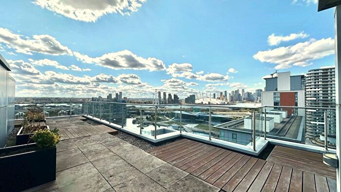 3 Bedroom Flat For Sale In The Oxygen, Western Gateway, London, E16