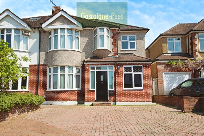 5 Bedroom House To Rent In Ewell, Epsom, KT19