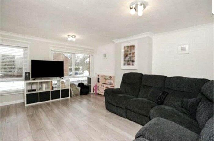 4 Bedroom Terraced House To Rent In Mead Way, Bromley, Kent, BR2