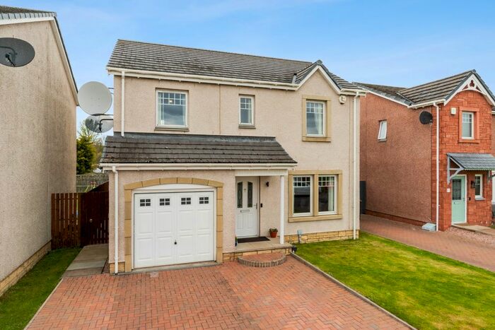 4 Bedroom Detached House For Sale In Black Devon Place, Inchture, Perthshire, PH14