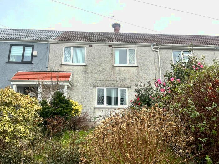 2 Bedroom Semi-Detached House To Rent In Cadle Close, Portmead, Swansea, SA5