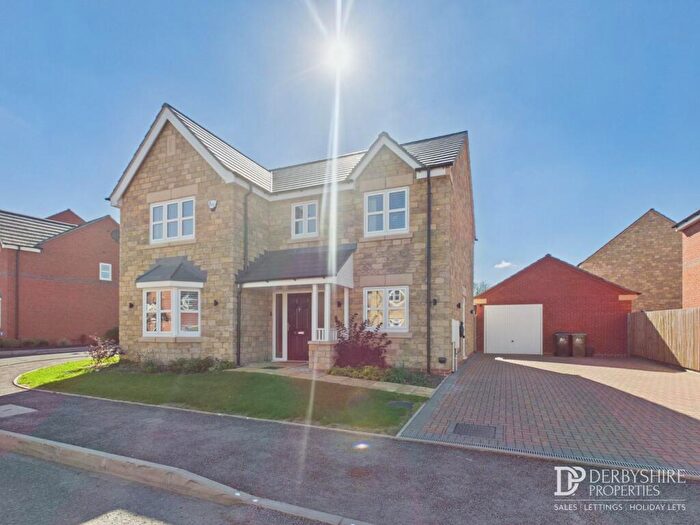 4 Bedroom Detached House For Sale In Aumonier Way, Alfreton, DE55