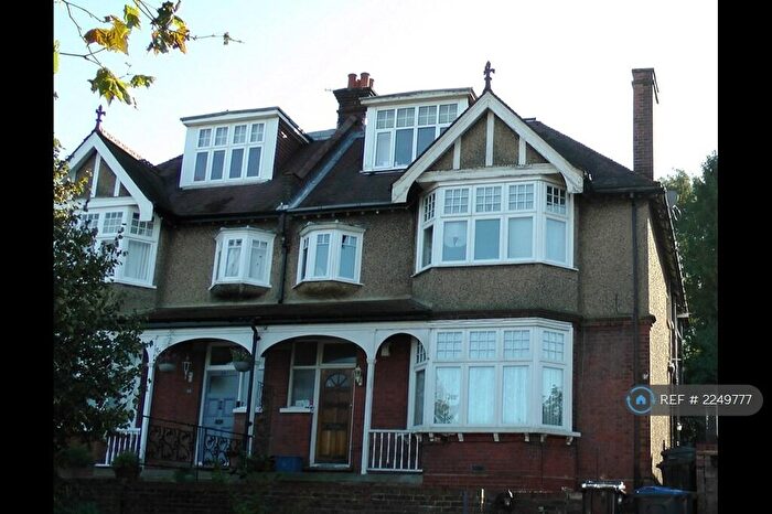 2 Bedroom Flat To Rent In Beechwood Road, South Croydon, CR2