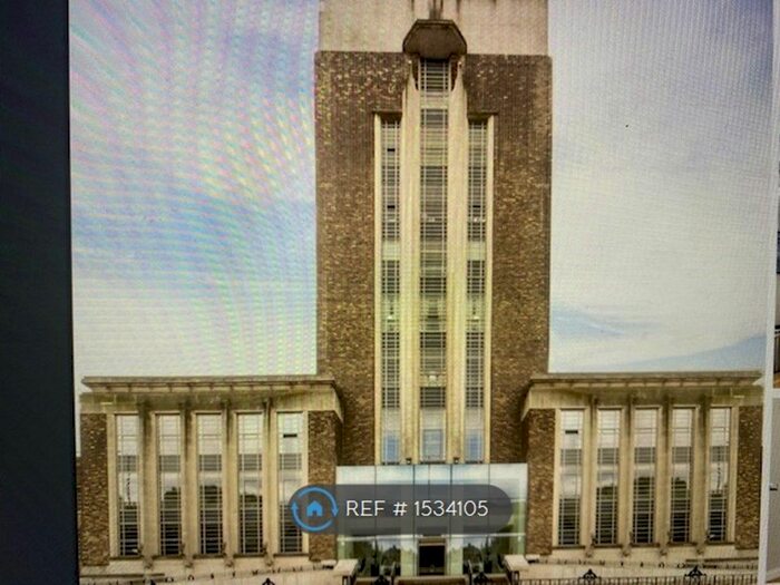 1 Bedroom Flat To Rent In Great West Road, Hounslow, TW8