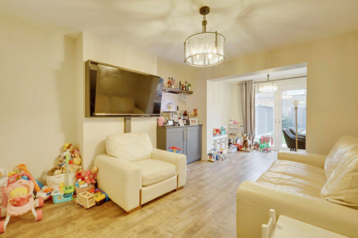 2 Bedroom Semi-Detached Bungalow For Sale In St. Clements Road, Benfleet, SS7