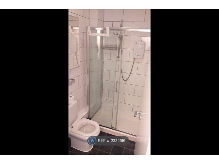 3 Bedroom Flat To Rent In Davenant Road, London, N19
