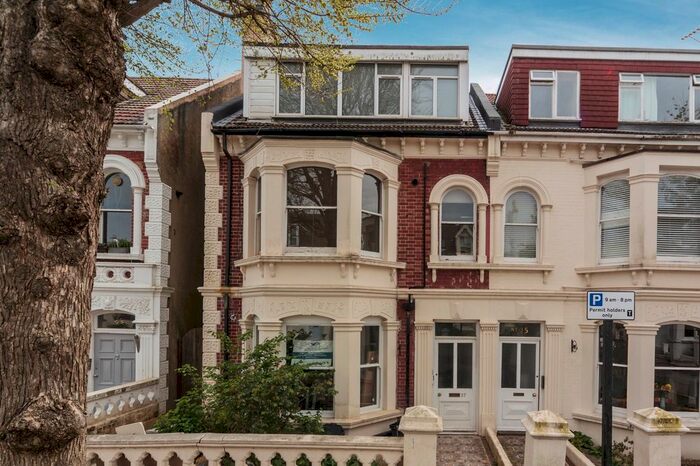 2 Bedroom Flat To Rent In Hartington Villas, Hove, East Sussex, BN3