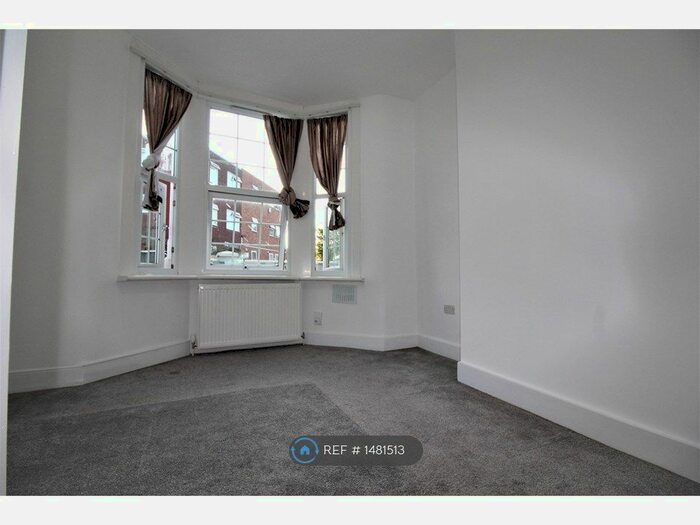 2 Bedroom Maisonette To Rent In Grange Road, Thornton Heath, CR7