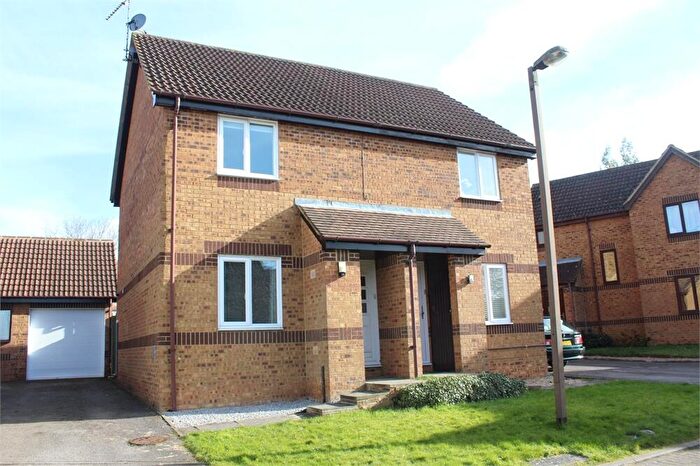2 Bedroom Semi-Detached House To Rent In Bradville, Milton Keynes, MK13